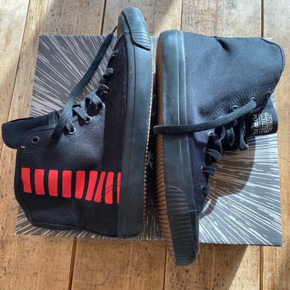 Po Zu Star Wars Hans Solo Black and Red High-Top Sneakers Men’s 10.5 main image 6
